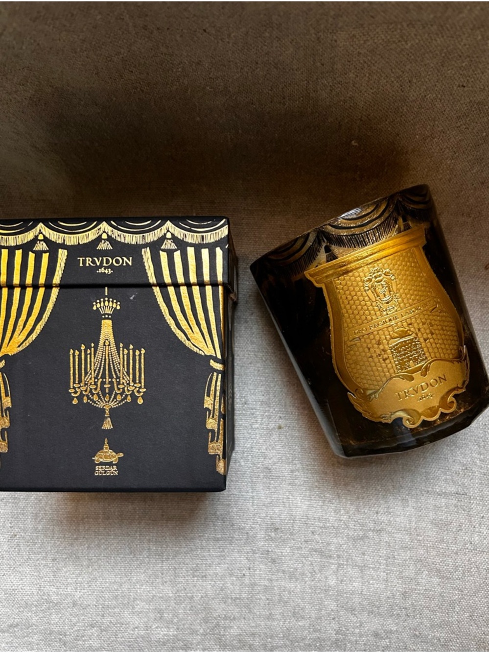 Trudon empty limited edition Arosa luxury French candle vessel. - Picture 6 of 6